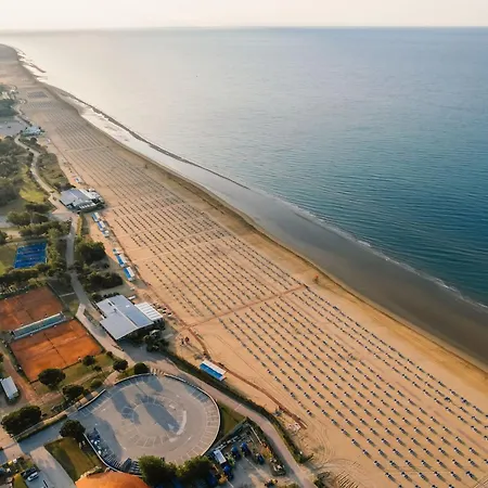 Stylish Flat With Rooftop Pool Apartment Bibione